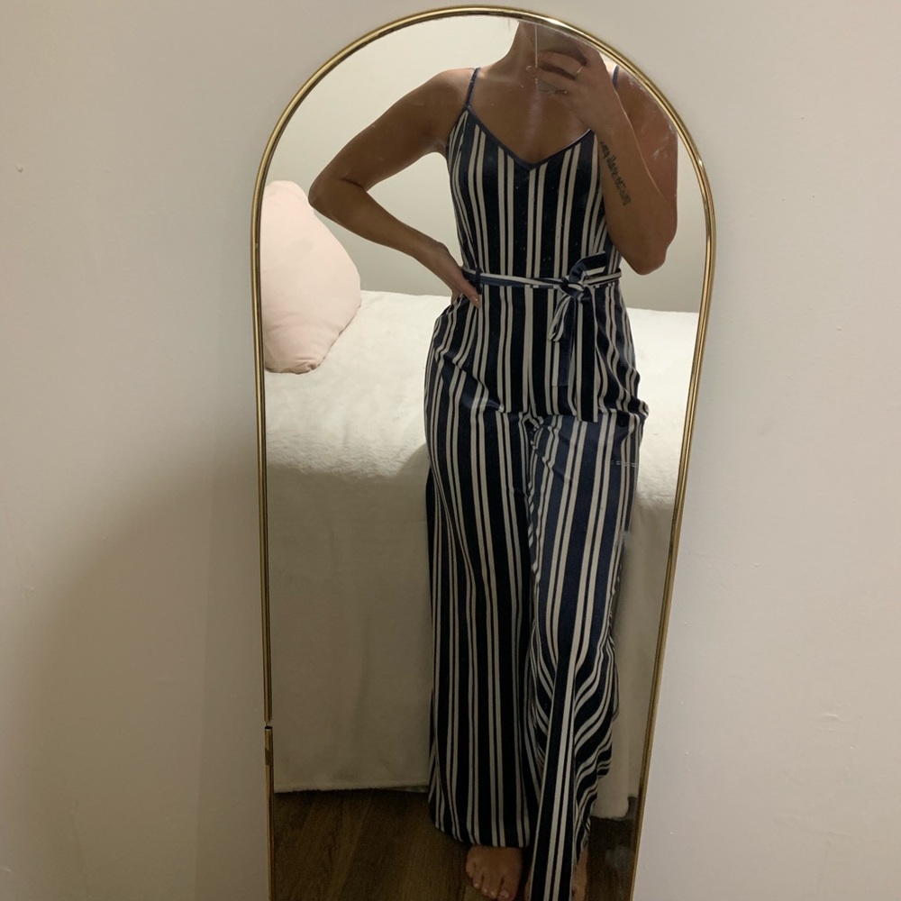Jumpsuit - Picture 2 of 3